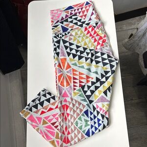 Niyama Sol Multicolor Geometric Cropped Leggings